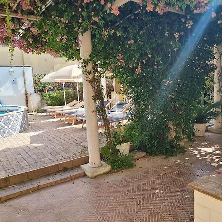 Апартаменти Villino Angela A Sant'Anna Boscotrecase Екстер'єр фото